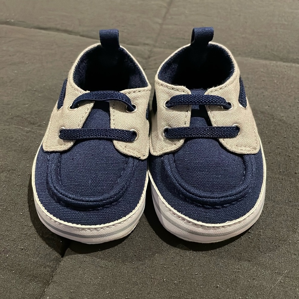BRAND NEW ⭐️ child of mine by carters baby shoes